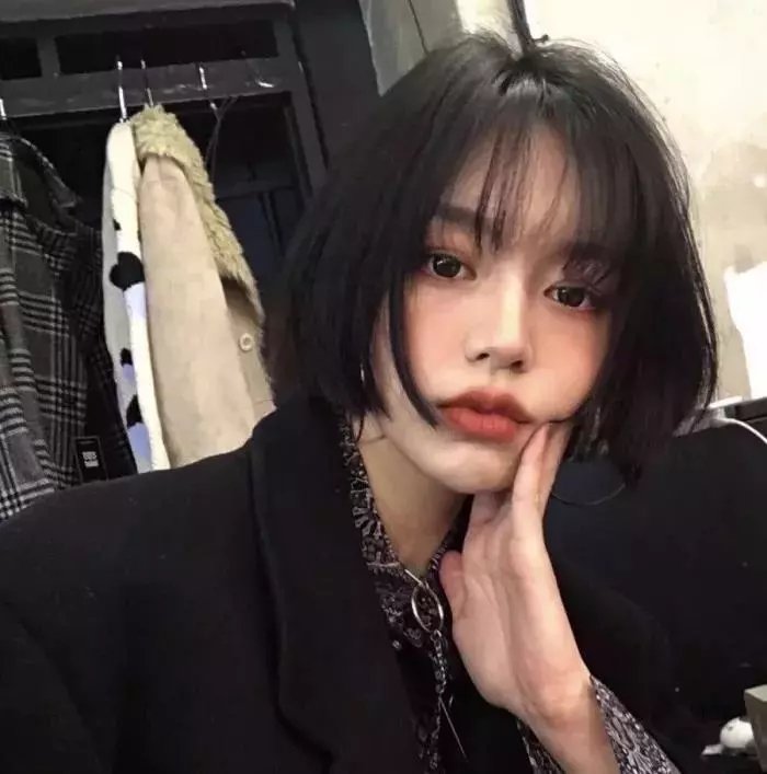 她不当女主很多年